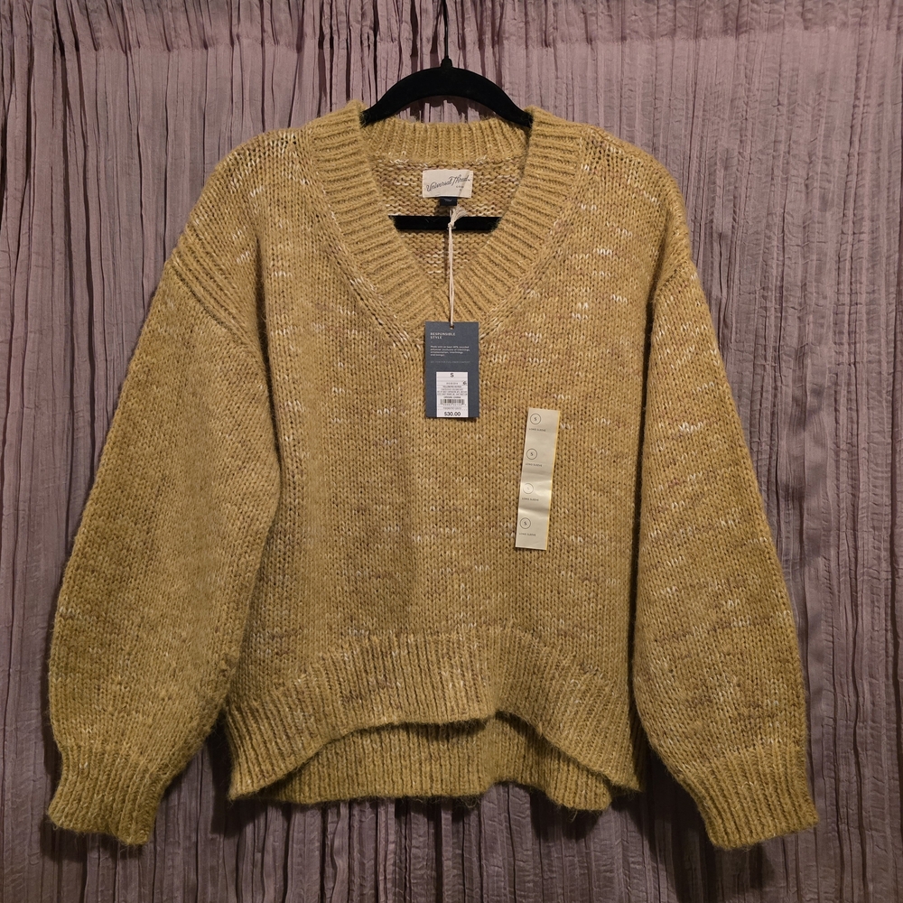 Universal Thread V-Neck Knit Sweater in Mustard Yellow